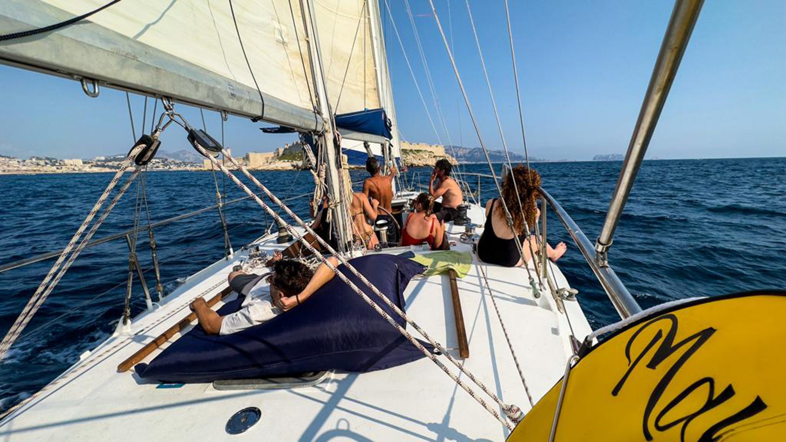 1a83c5fb-5a6d-47d7-9e9d-3d81678c9ef5